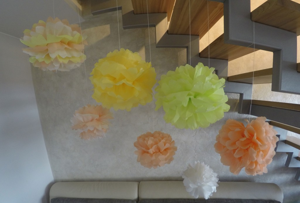 Pom poms