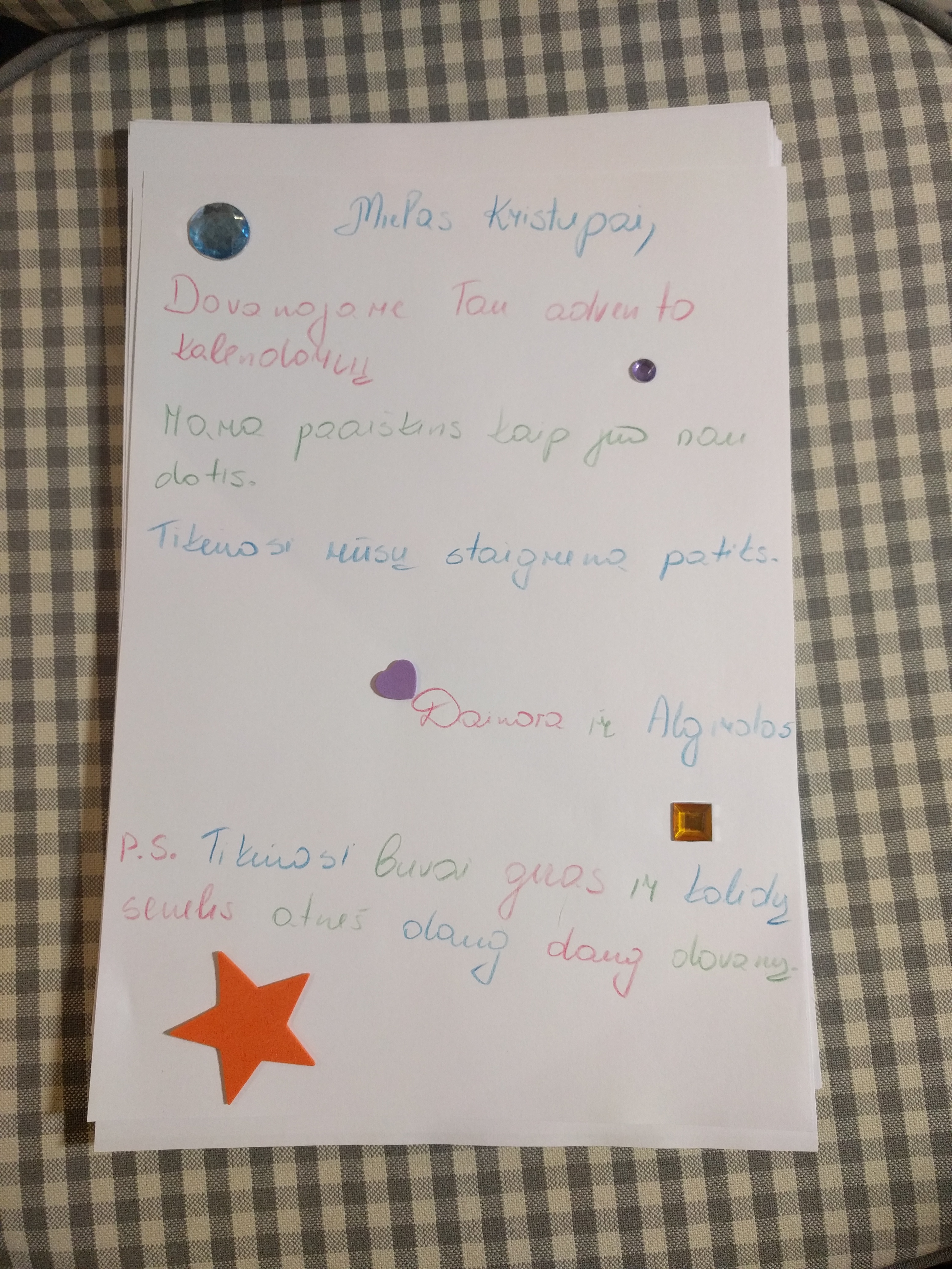 Advento kalendorius iš kartoninių rulonėlių
